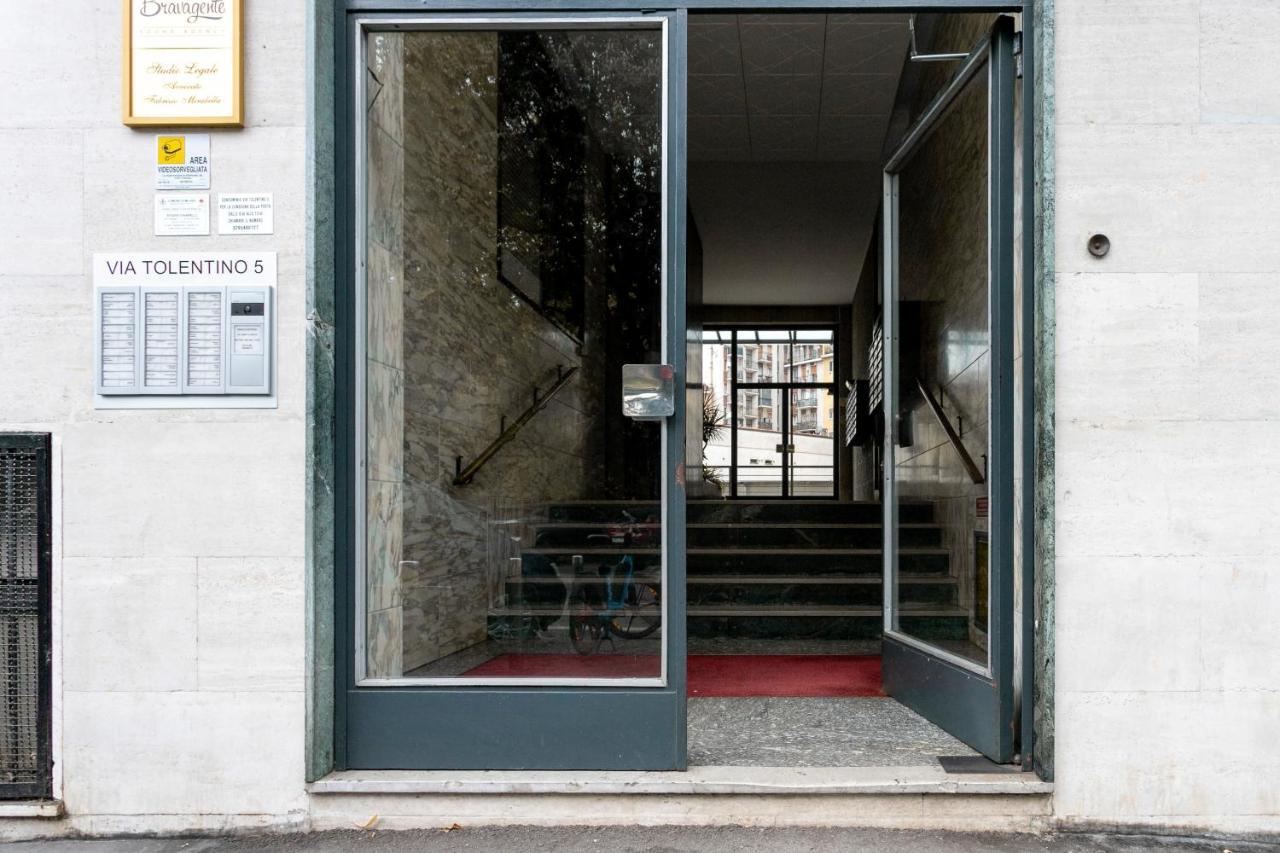 Luna Homes - Studio In Corso Sempione 밀라노 외부 사진